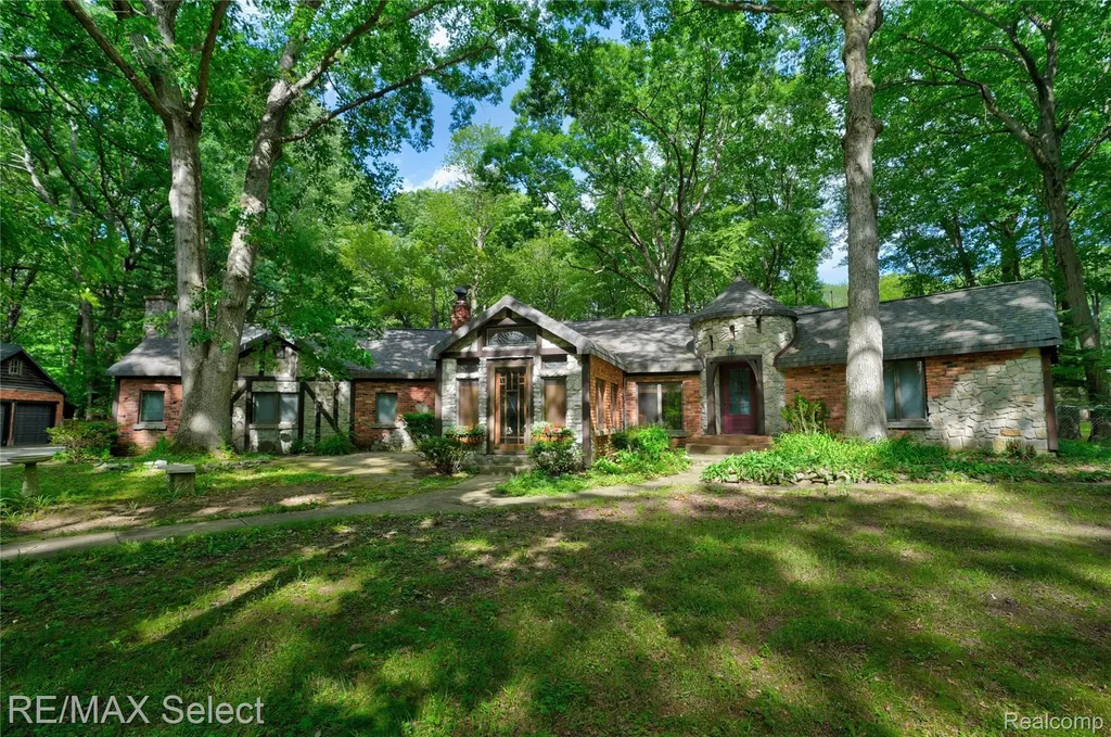 3471 S Towerline Road Bridgeport Charter Township MI 48722