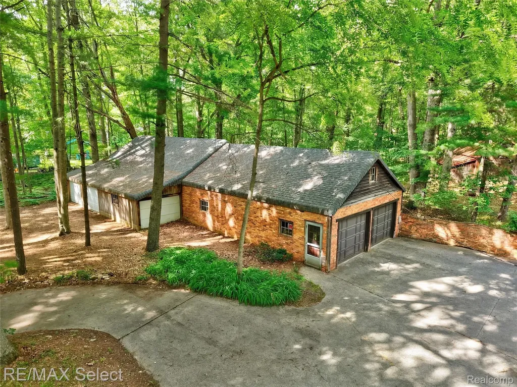 3471 S Towerline Road Bridgeport Charter Township MI 48722