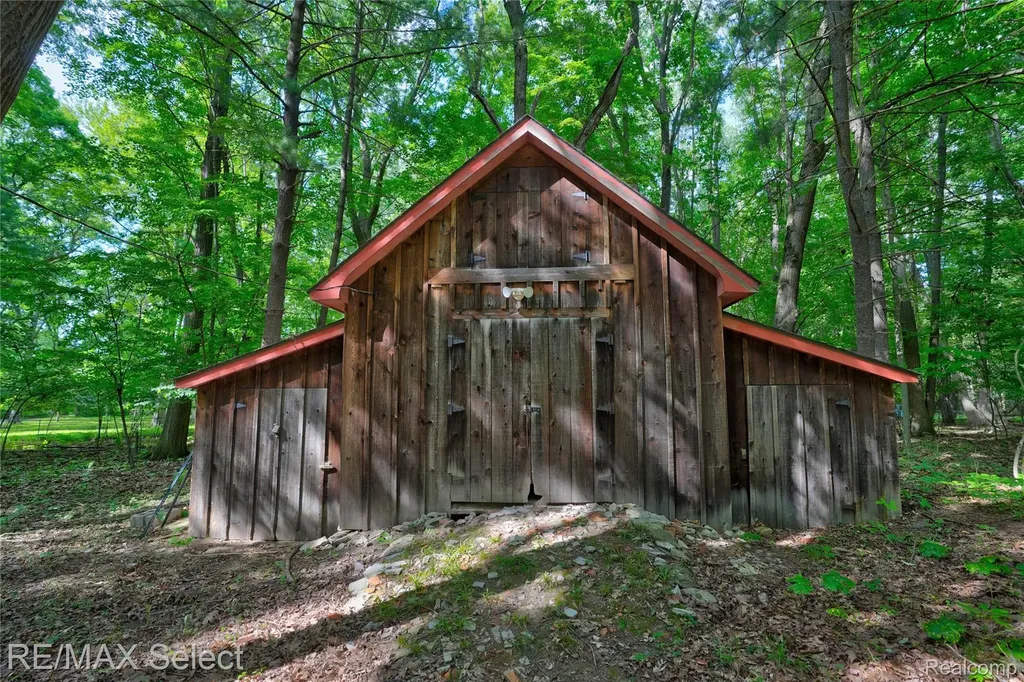 3471 S Towerline Road Bridgeport Charter Township MI 48722