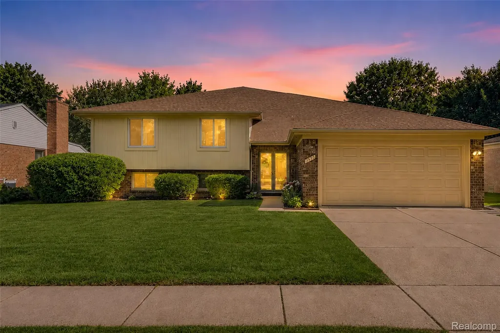 45429 Brunswick Drive Canton Charter Township MI 48187