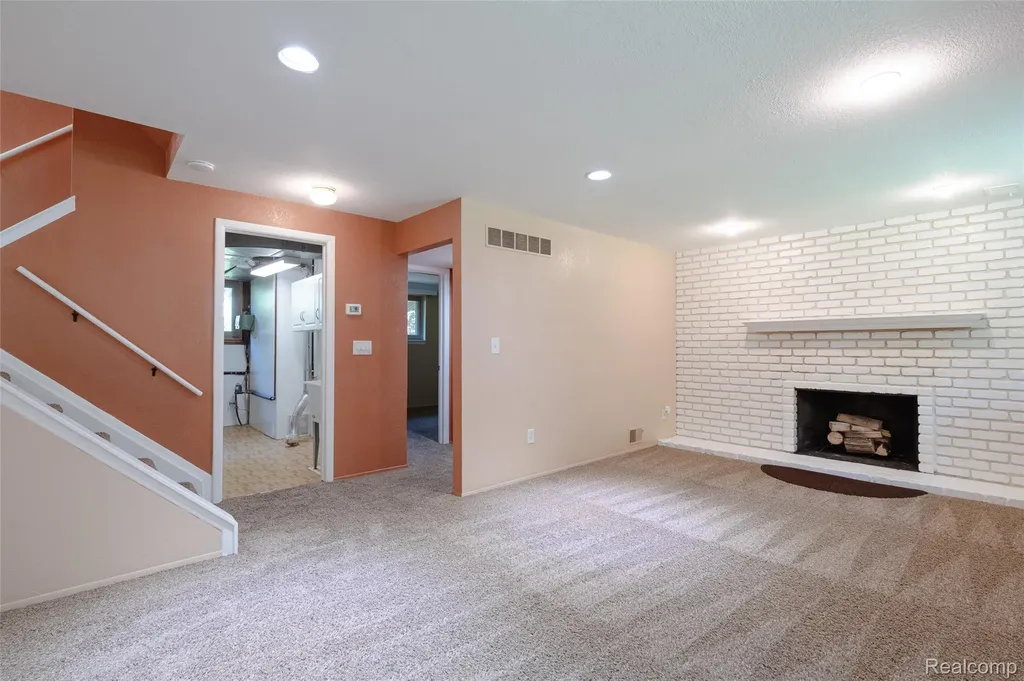45429 Brunswick Drive Canton Charter Township MI 48187