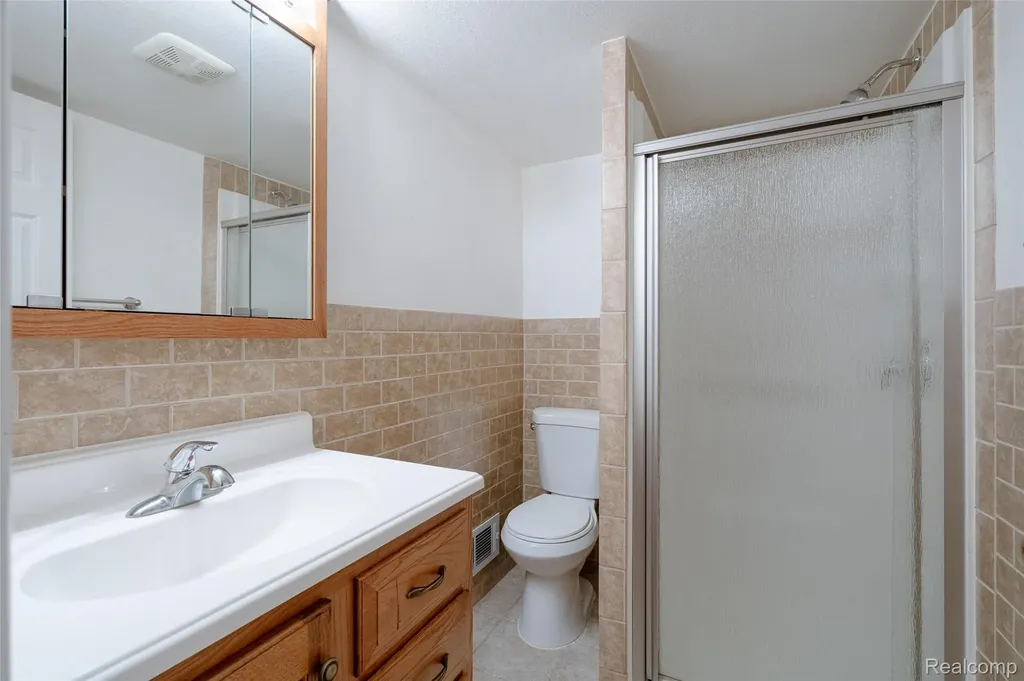 45429 Brunswick Drive Canton Charter Township MI 48187