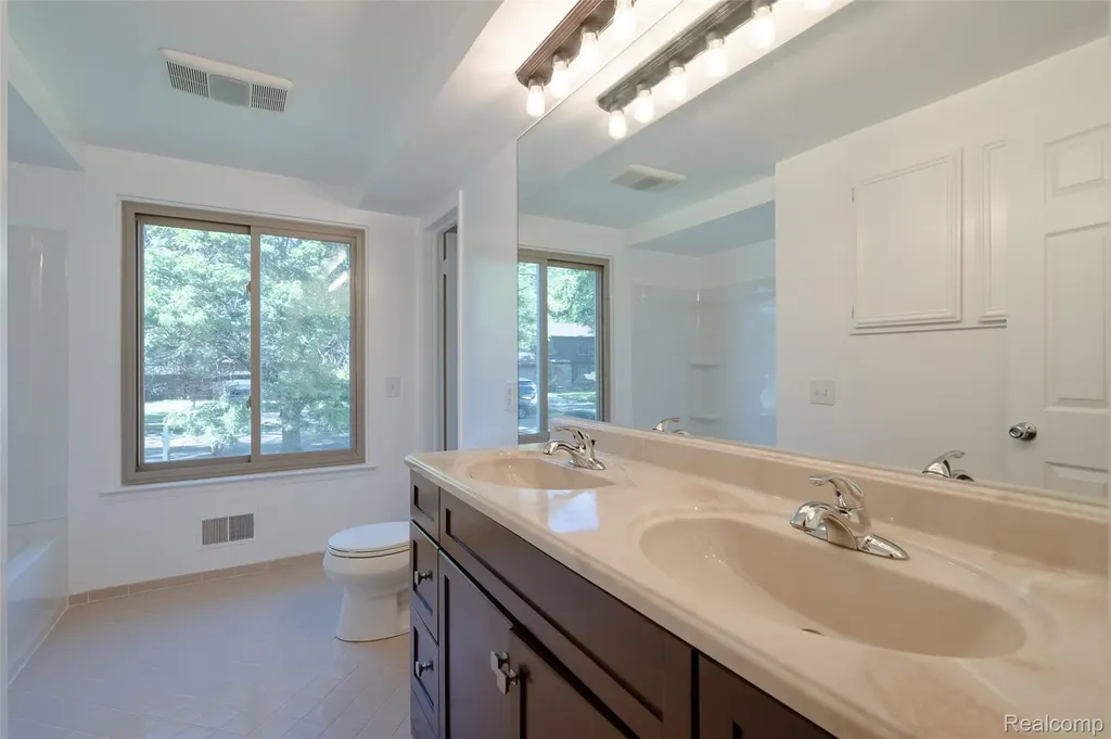 45429 Brunswick Drive Canton Charter Township MI 48187