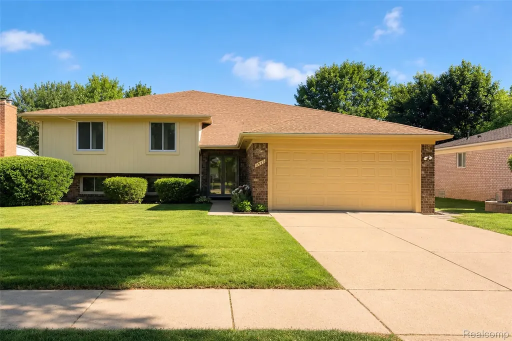 45429 Brunswick Drive Canton Charter Township MI 48187