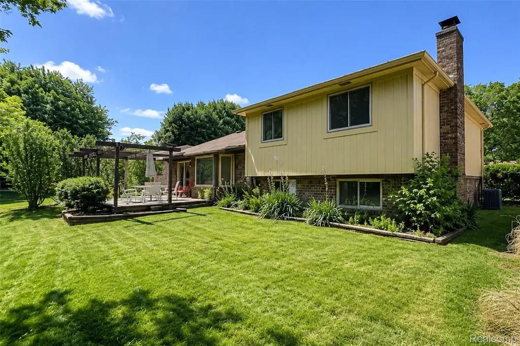 45429 Brunswick Drive Canton Charter Township MI 48187