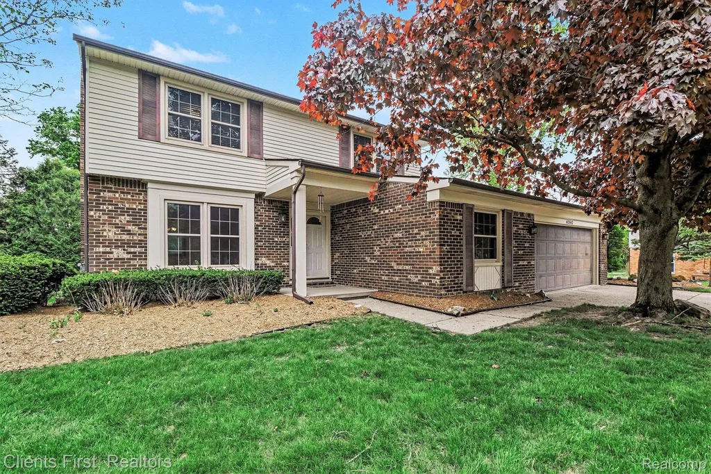 42542 Knollwood Court Northville Township MI 48168