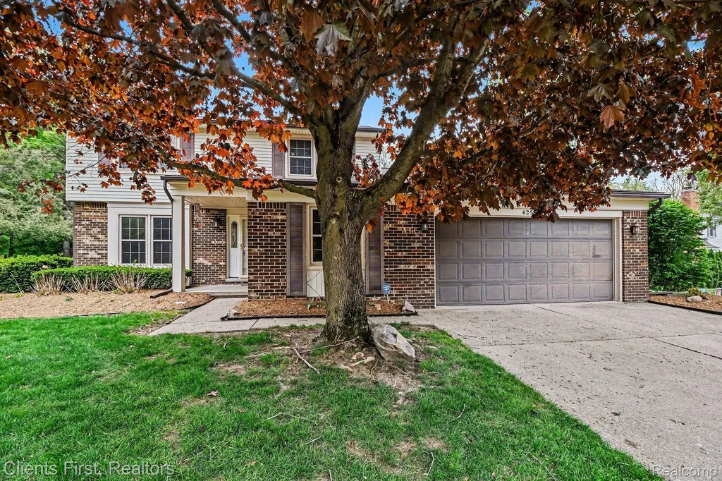 42542 Knollwood Court Northville Township MI 48168