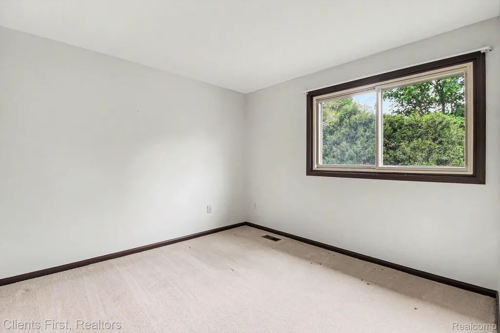 42542 Knollwood Court Northville Township MI 48168