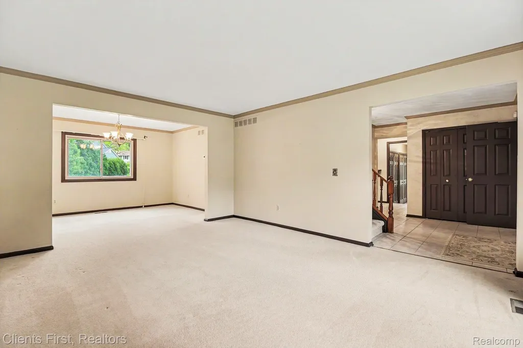 42542 Knollwood Court Northville Township MI 48168
