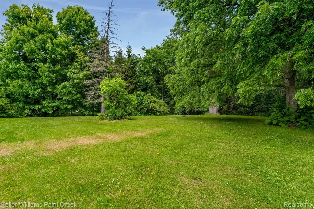 6427 Gale Road Atlas Township MI 48411