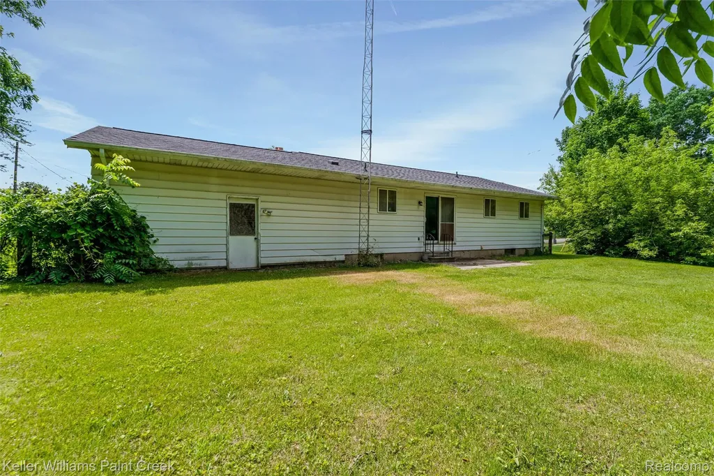 6427 Gale Road Atlas Township MI 48411