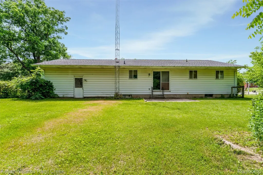 6427 Gale Road Atlas Township MI 48411