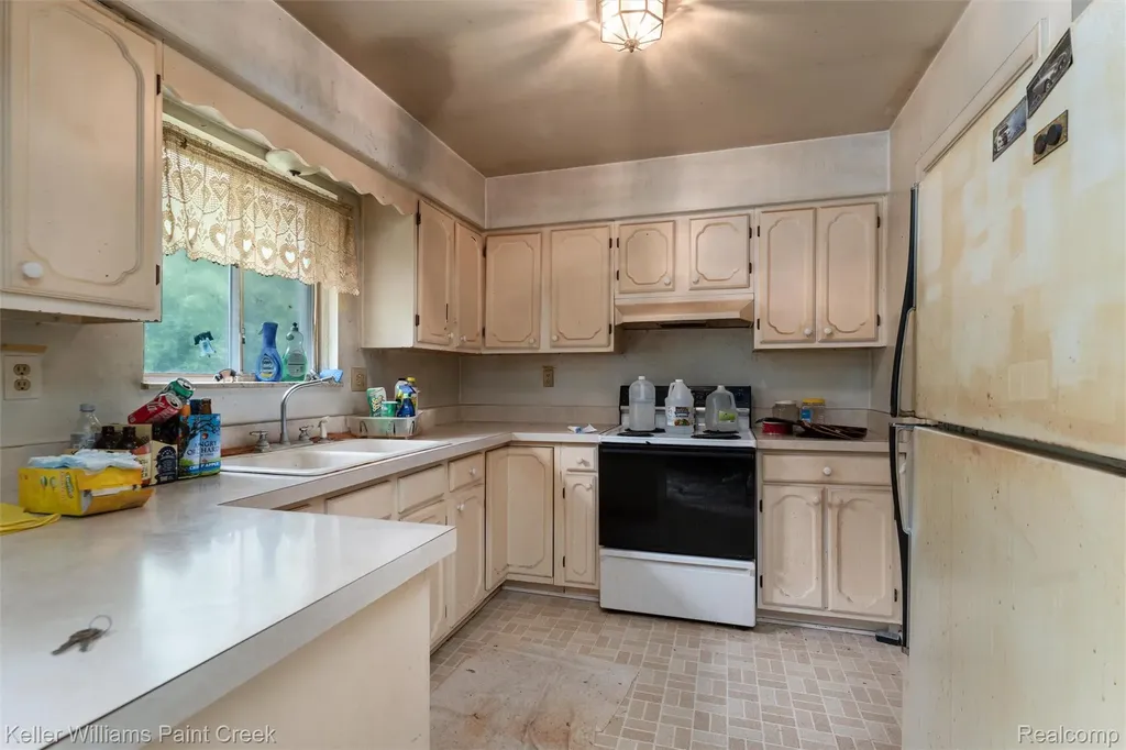 6427 Gale Road Atlas Township MI 48411