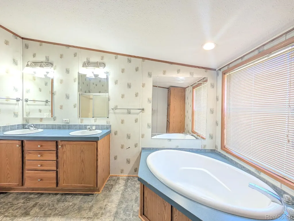 17016 Sleepy Hollow Boulevard Holly Township MI 48442