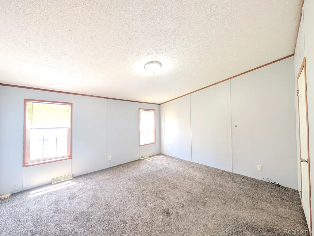 17016 Sleepy Hollow Boulevard Holly Township MI 48442