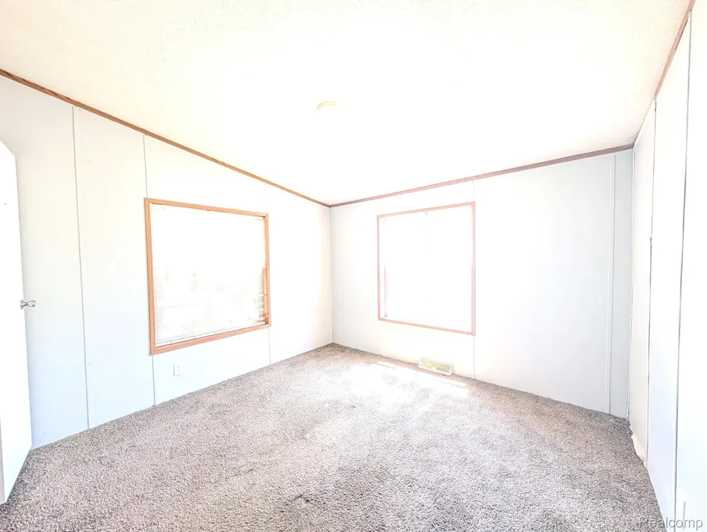17016 Sleepy Hollow Boulevard Holly Township MI 48442