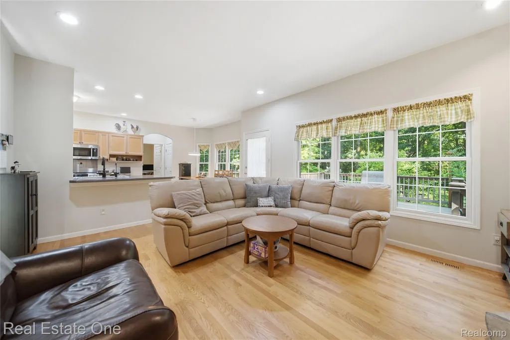 8450 Merrill Road Webster Township MI 48189