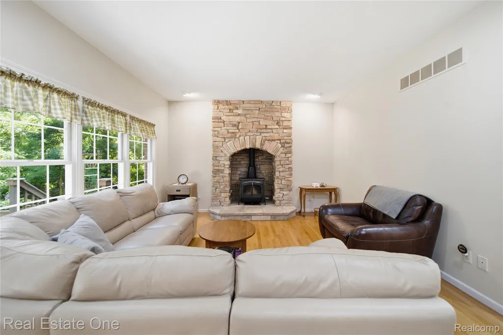 8450 Merrill Road Webster Township MI 48189
