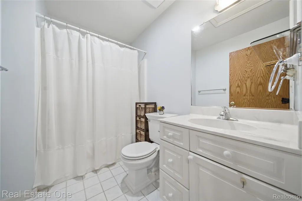 8450 Merrill Road Webster Township MI 48189