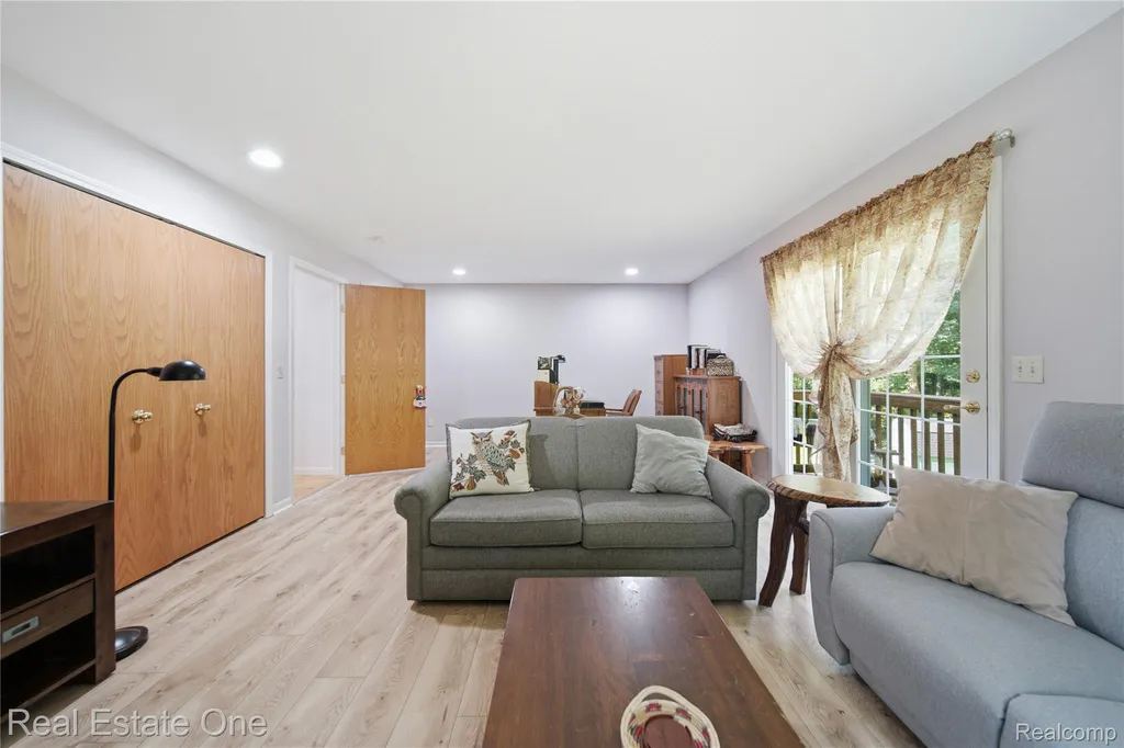 8450 Merrill Road Webster Township MI 48189
