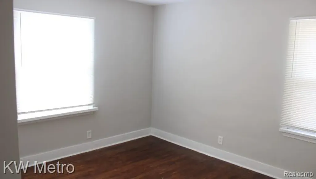 20043 Fenmore Street Detroit City MI 48235