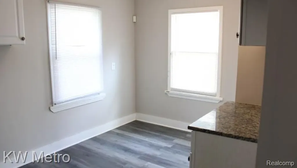 20043 Fenmore Street Detroit City MI 48235