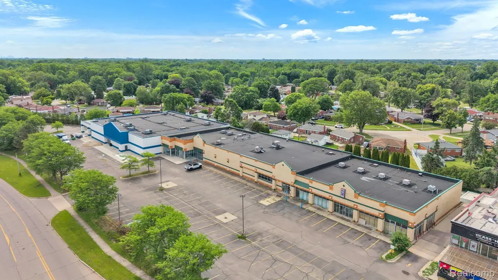 29311 Ann Arbor Trail Westland City MI 48185