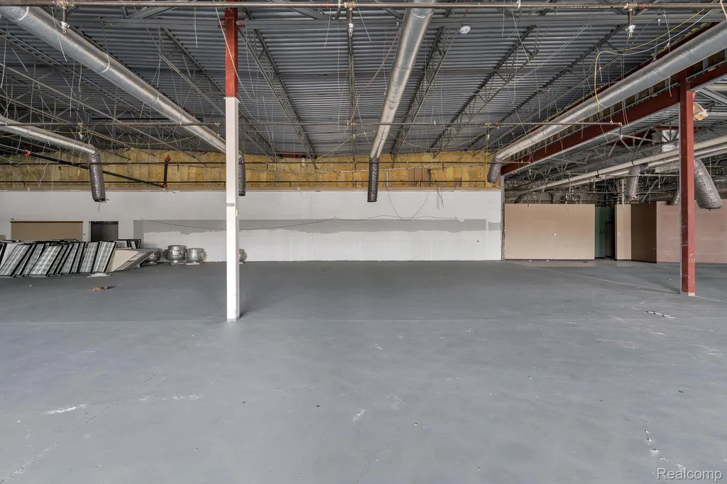 29311 Ann Arbor Trail Westland City MI 48185