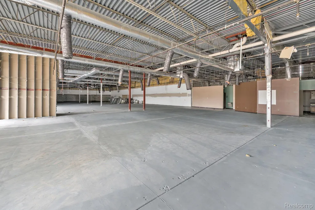 29311 Ann Arbor Trail Westland City MI 48185