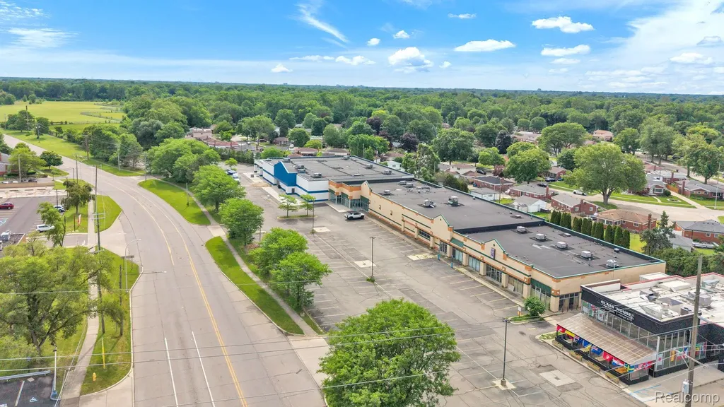 29311 Ann Arbor Trail Westland City MI 48185