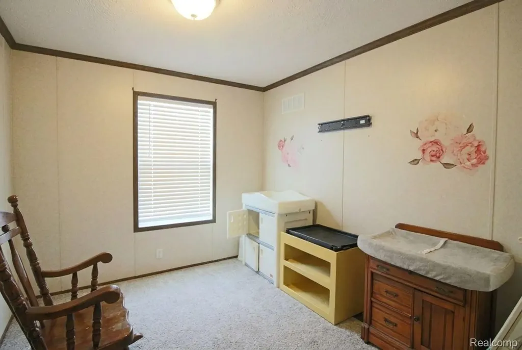 25843 Loudon Brownstown Charter Township MI 48134