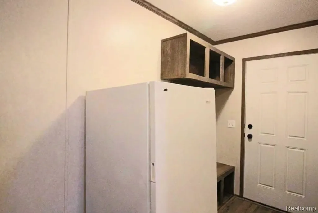 25843 Loudon Brownstown Charter Township MI 48134