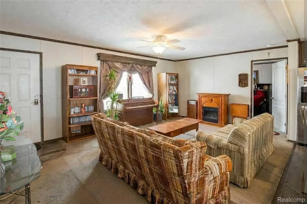 25843 Loudon Brownstown Charter Township MI 48134