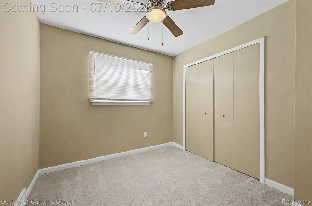 25177 Richard Street Taylor City MI 48180