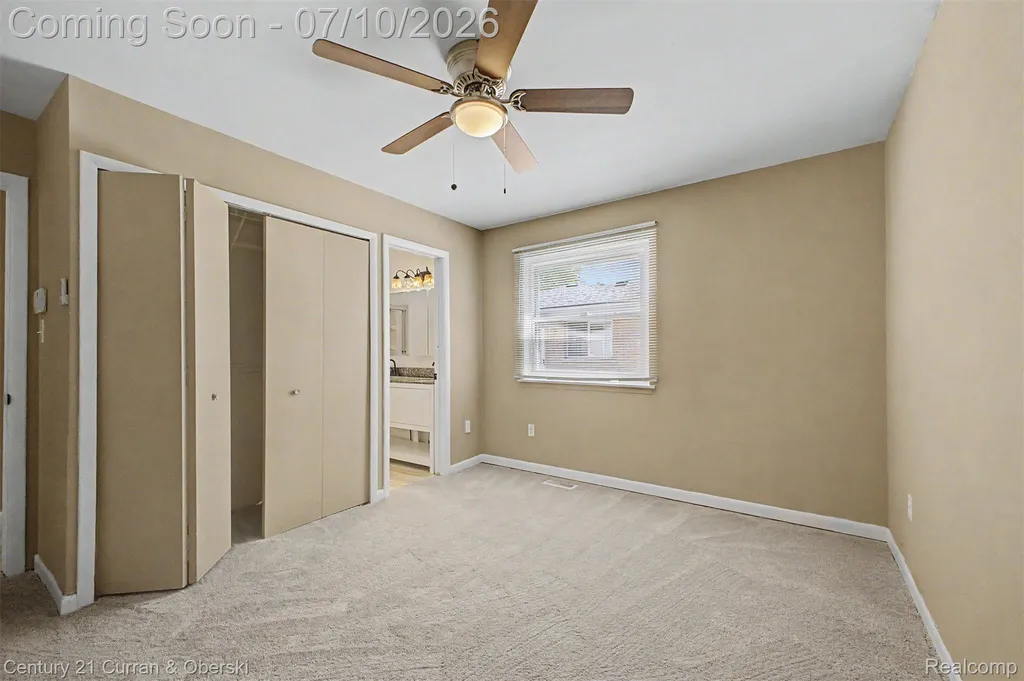 25177 Richard Street Taylor City MI 48180
