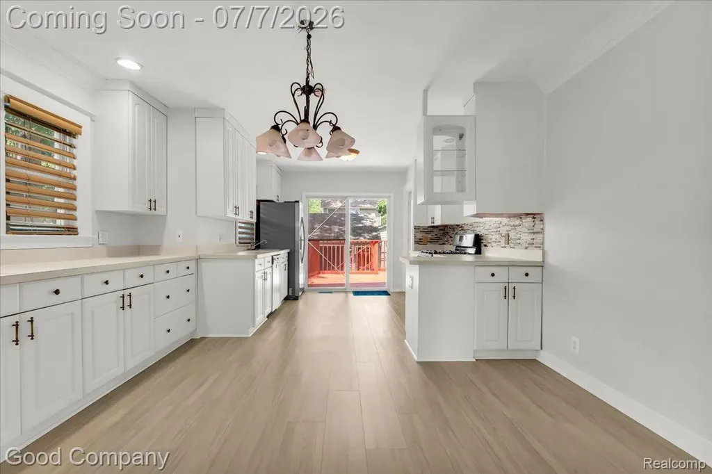 407 E Maryland Avenue Royal Oak City MI 48067