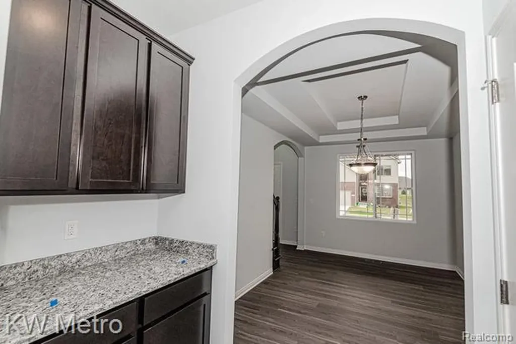 34641 John Bartley Circle Sterling Heights City MI 48310