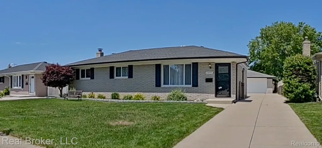 11455 Plumridge Boulevard Sterling Heights City MI 48313