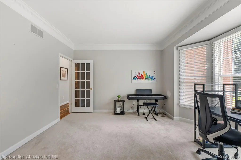 16223 Oak Forest Court Northville Township MI 48168