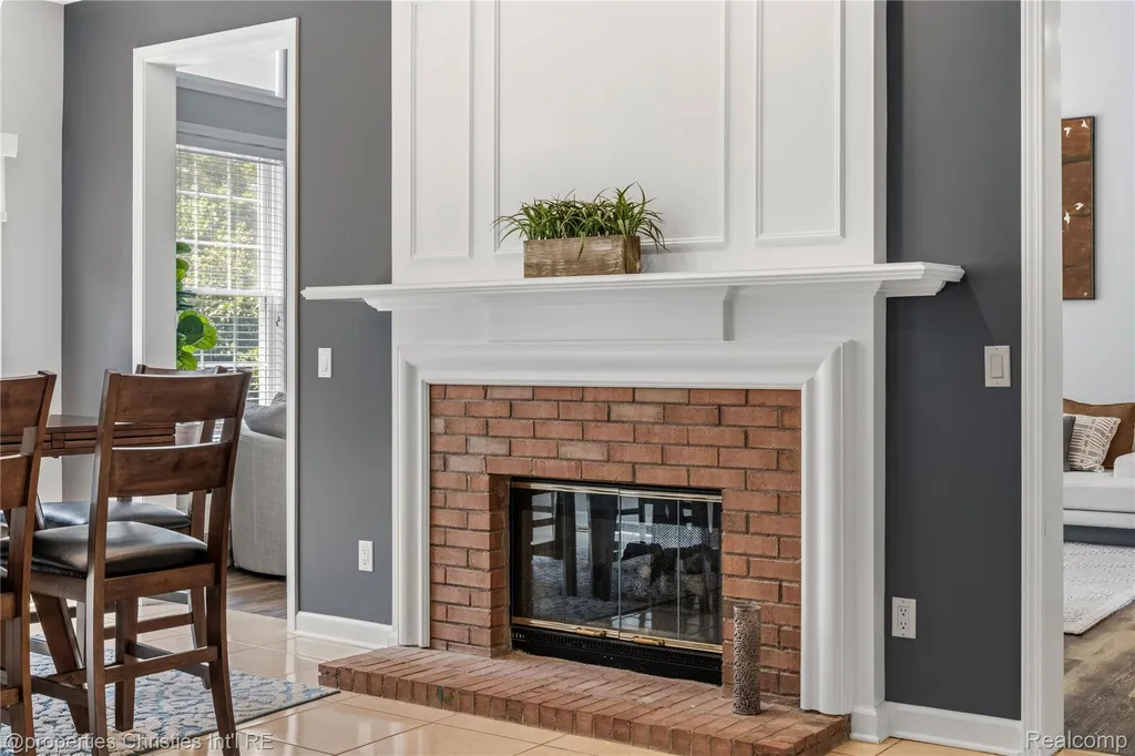 16223 Oak Forest Court Northville Township MI 48168