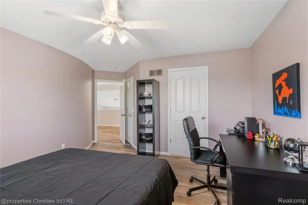 16223 Oak Forest Court Northville Township MI 48168