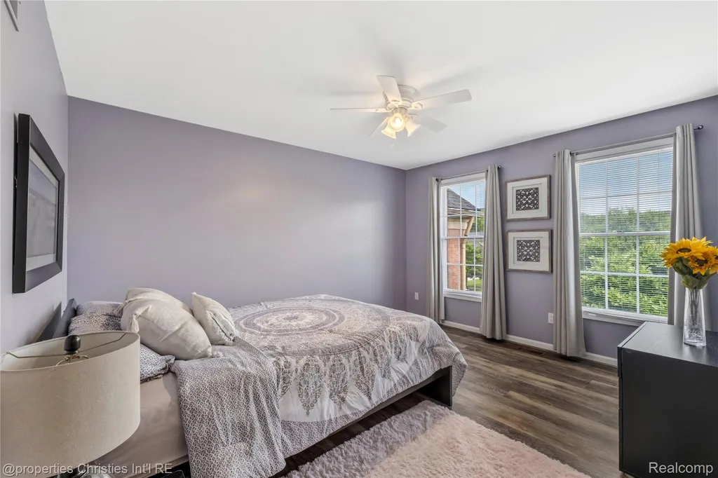 16223 Oak Forest Court Northville Township MI 48168