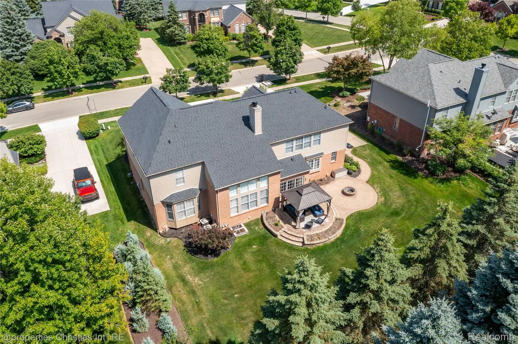 16223 Oak Forest Court Northville Township MI 48168
