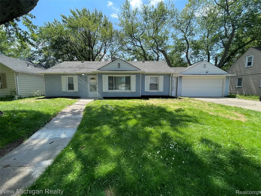 160 Chopin Street Troy City MI 48083