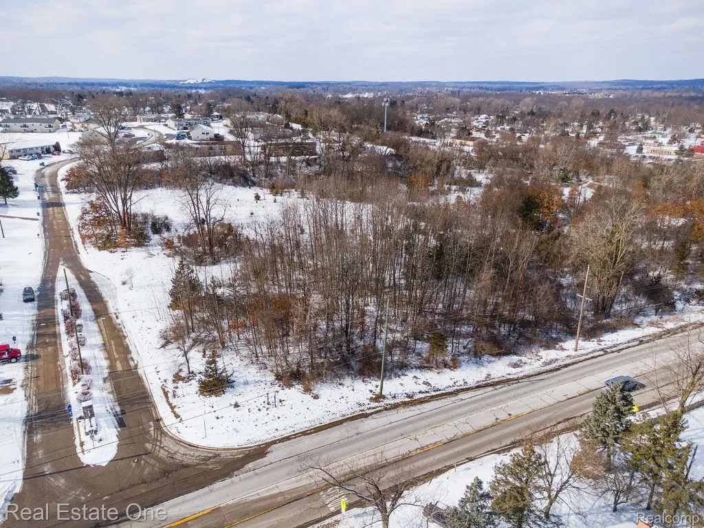 0000 Williams Lake Road White Lake Charter Township MI 48386