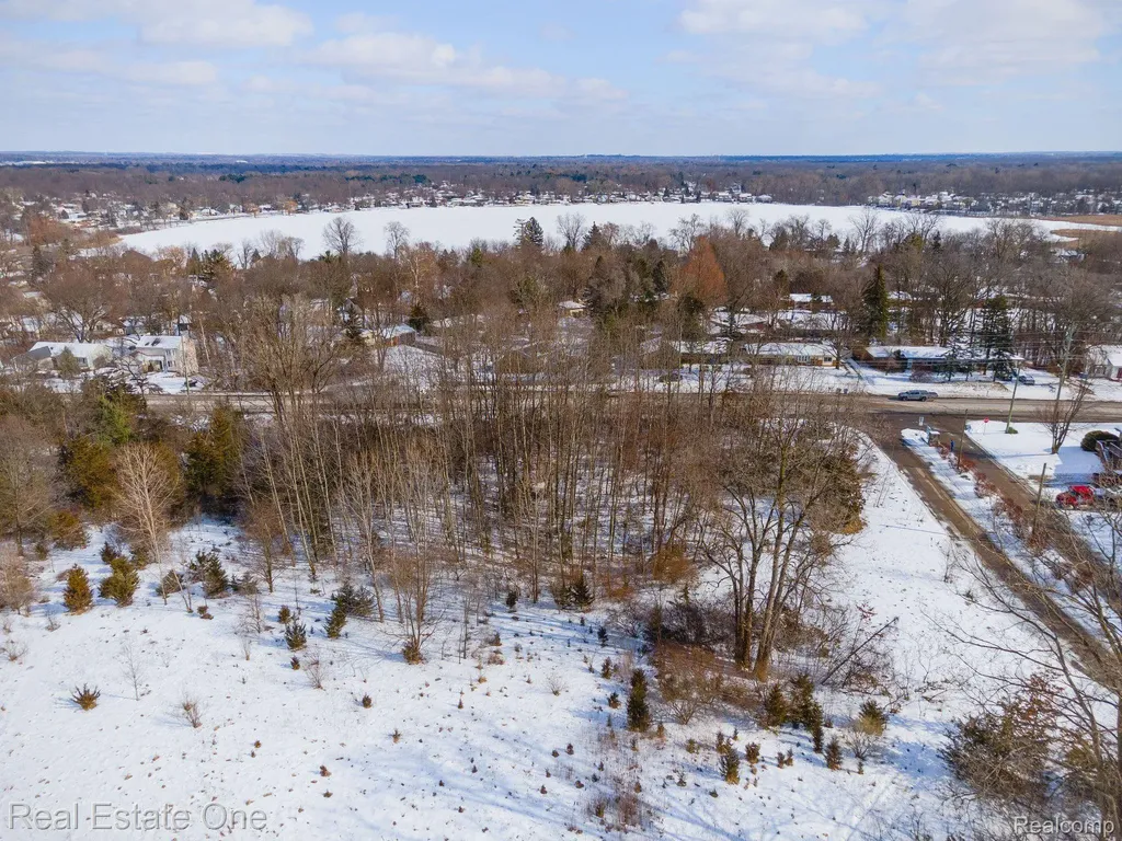 0000 Williams Lake Road White Lake Charter Township MI 48386