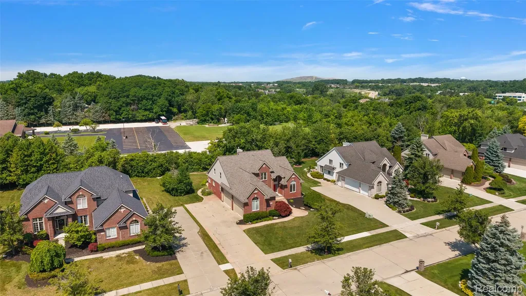 13697 Burning Tree Lane Plymouth Charter Township MI 48170