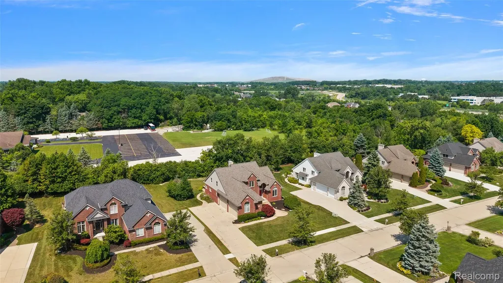 13697 Burning Tree Lane Plymouth Charter Township MI 48170