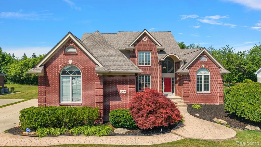 13697 Burning Tree Lane Plymouth Charter Township MI 48170