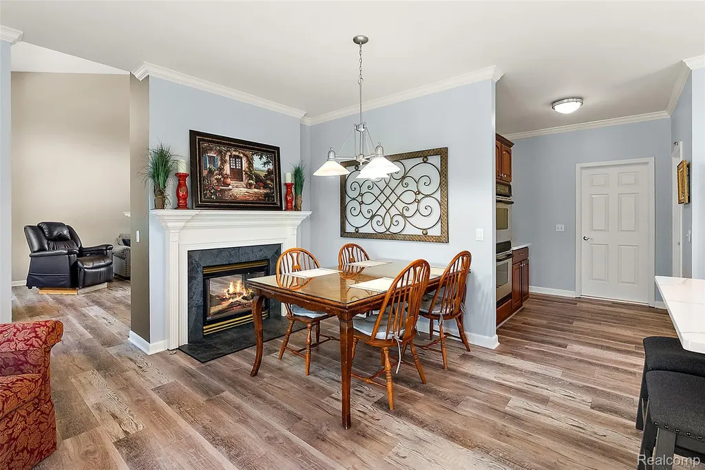 13697 Burning Tree Lane Plymouth Charter Township MI 48170